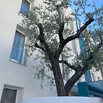 Biancodonda Greenblu & Hotel 5*