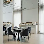 Biancodonda Greenblu & Hotel
